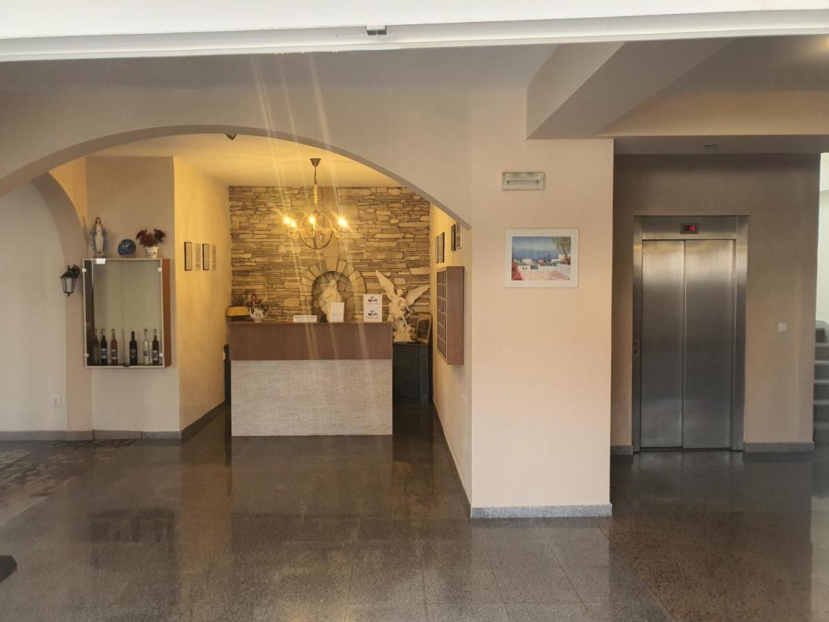 Hotel Barbaric Međugorje Exterior foto